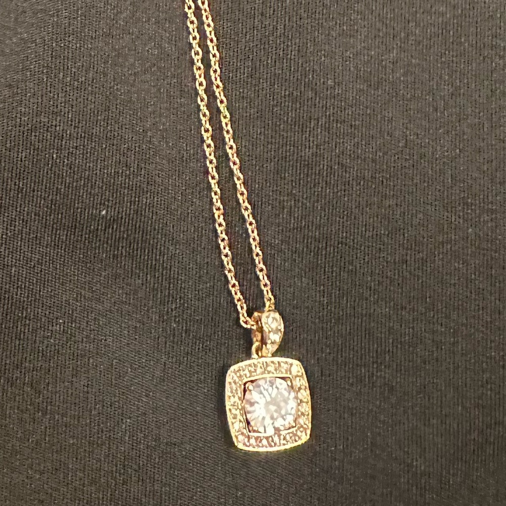 14k gold Diamond necklace